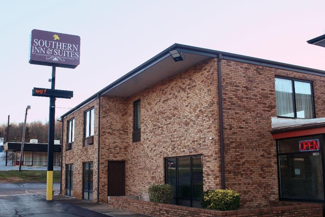 Southern Inn And Suites Spartanburg Exterior foto